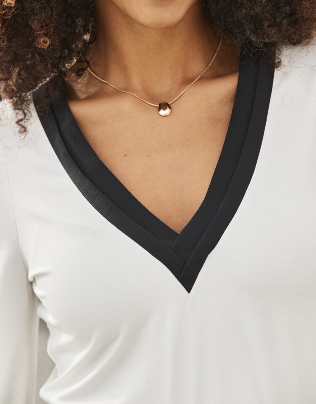 Sosandar - Contrast Trim Blouson Sleeve Top
