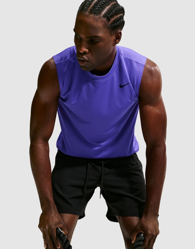 Nike - Dri-FIT Tee Standard Sleeveless Flex Top