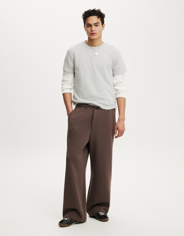 Cotton On - Super Baggy Track Pant