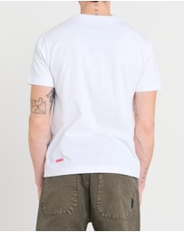 Neuw - U-NC Blume Tee
