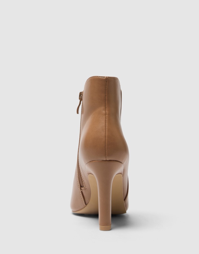 SPURR - Holt - ONLINE EXCLUSIVE