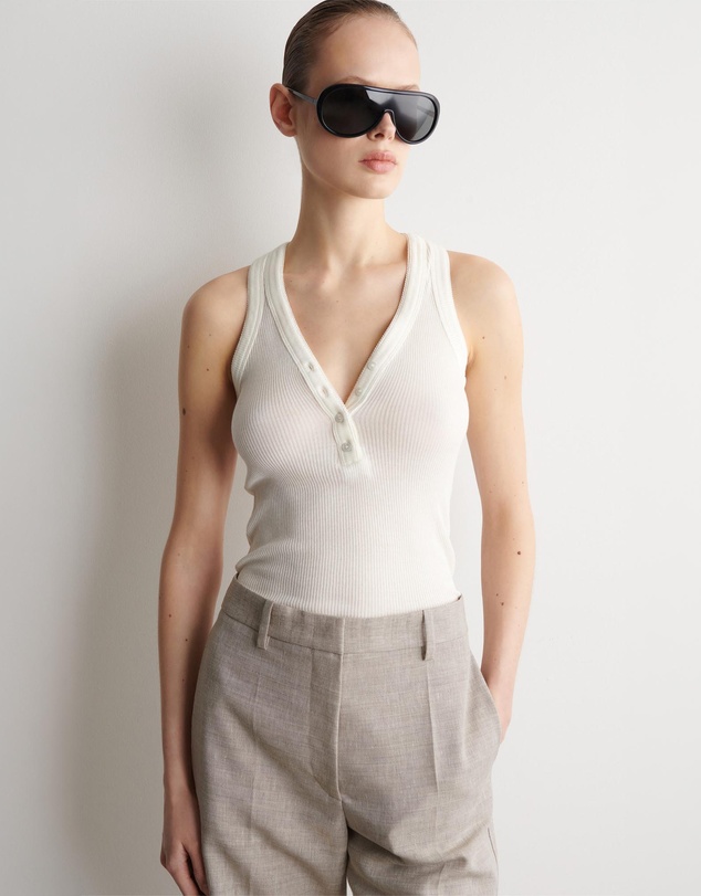 COS - Tailored Linen Shorts