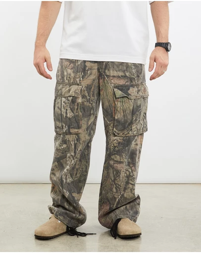 Vintage by The Real Deal - Pre Loved - Vintage Mossy Oak Realtree Camo Cargo Pants