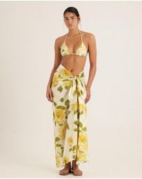 Peony - Essential String Triangle Top
