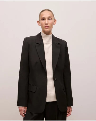 Trenery - Soft Classic Blazer in Black