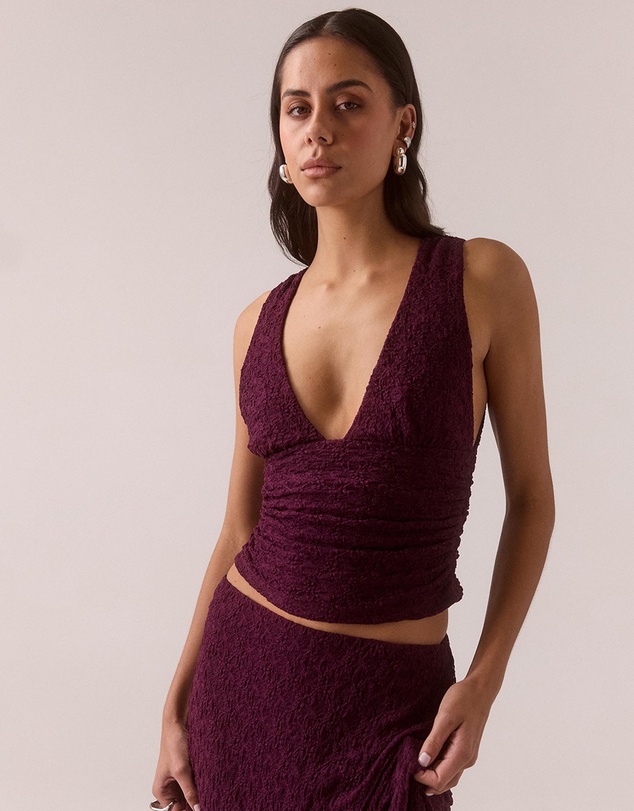 SOVERE - Aaila Lace Top