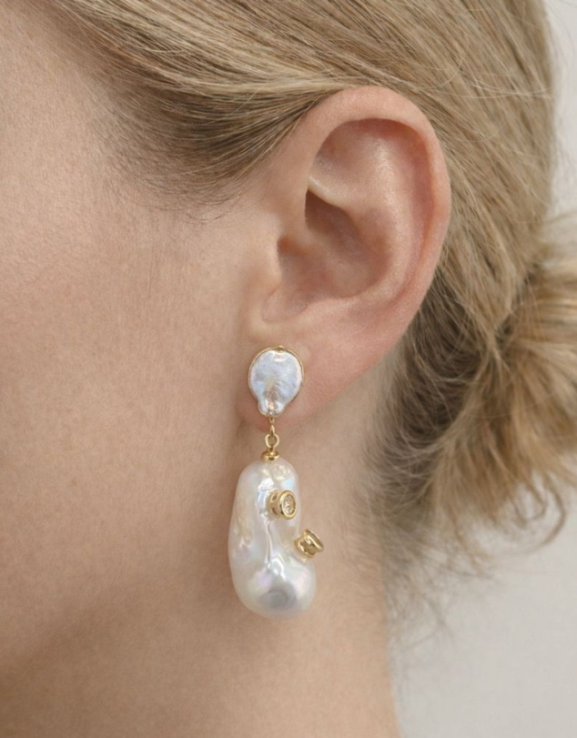 Izoa - Calista Baroque Pearl Earrings