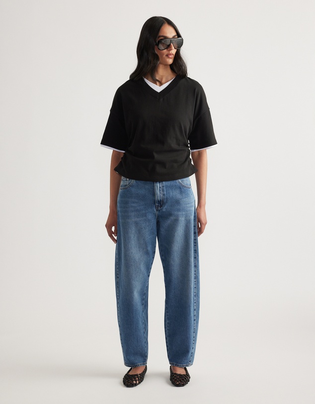 Decjuba - Alicia V Neck Boxy Tee