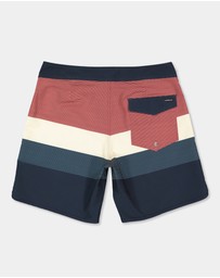 Quiksilver - Mens Surfsilk Scallop 18
