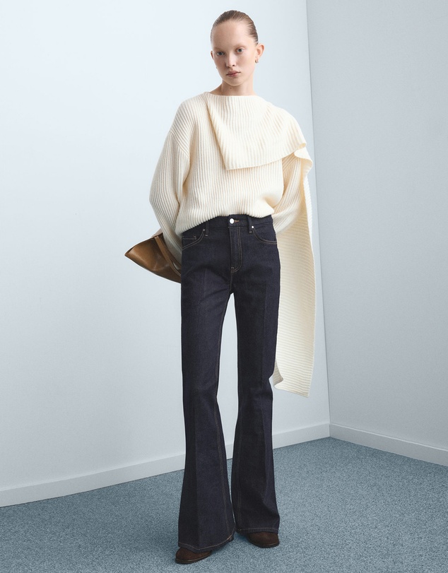 M.N.G - Violet Flared High-Rise Jeans