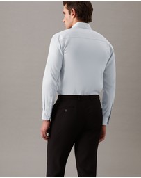 Calvin Klein - Plain Twill Dress Shirt