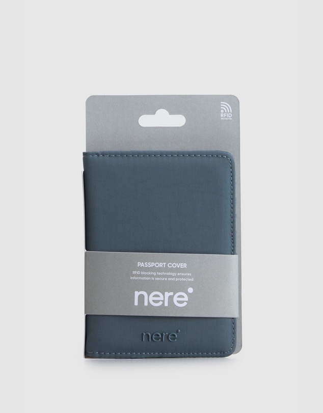 Nere - RFID Passport Cover