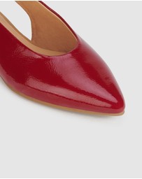 Rollie - Pointed Slingback Flat
