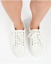 Jo Mercer - Campbell Sneakers