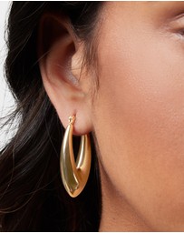 Pastiche - Zoe Hoops