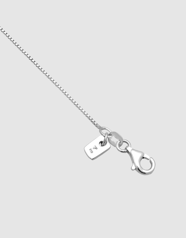 Kuzzoi - ICONIC EXCLUSIVE - Hammered Shield Pendant Necklace in 925 Silver