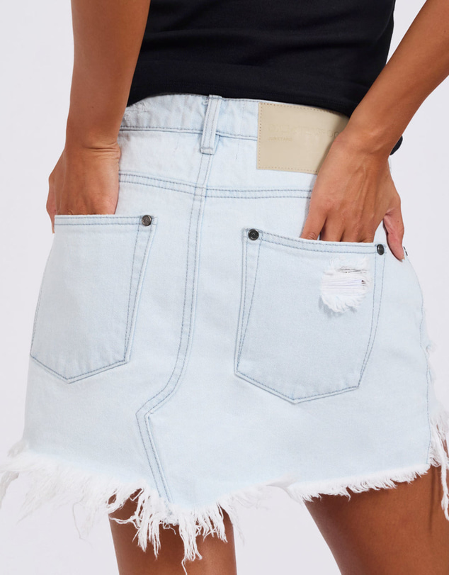 ONE TEASPOON - Junkyard Low Waist Mini Denim Skirt - Xanthe