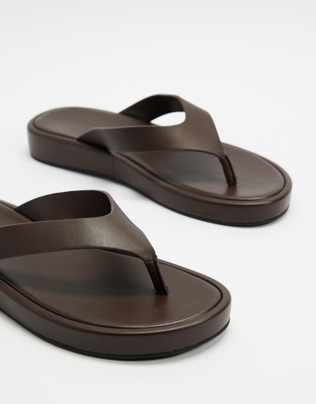 AERE - Leather Platform Thongs