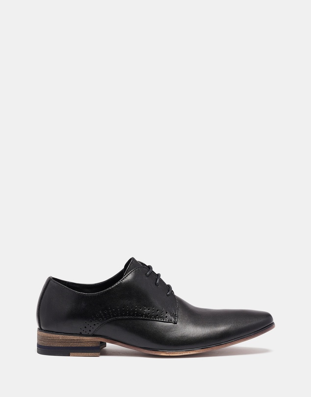 Uncut - Plant Black Leather