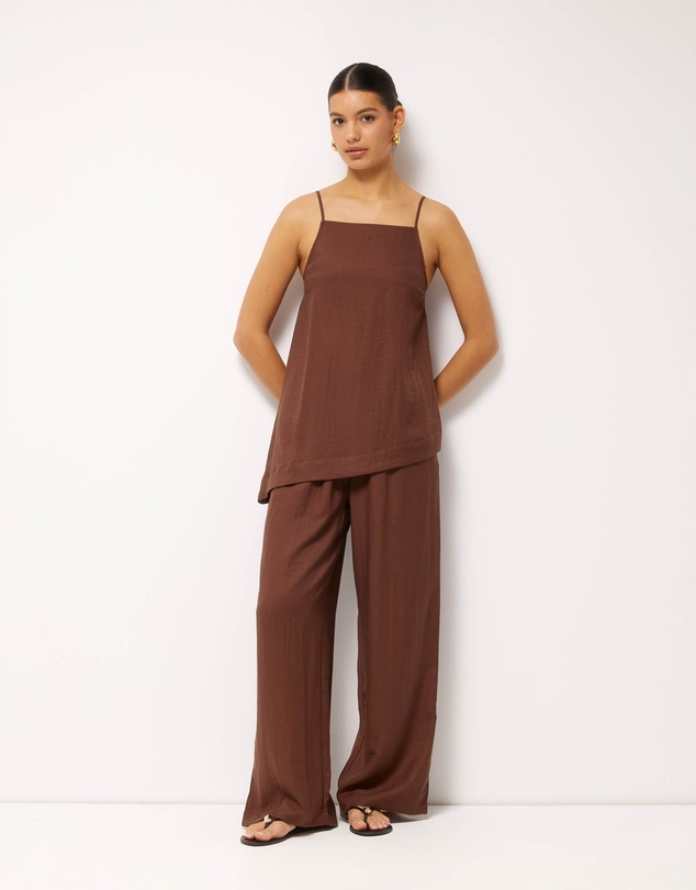 AERE - Lira Asymmetric Top
