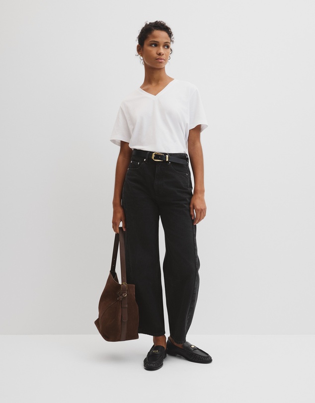 Country Road - Australian Cotton V-neck Neck T-shirt