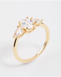 Lovisa - Gold Plated Oval Enchanting Ring