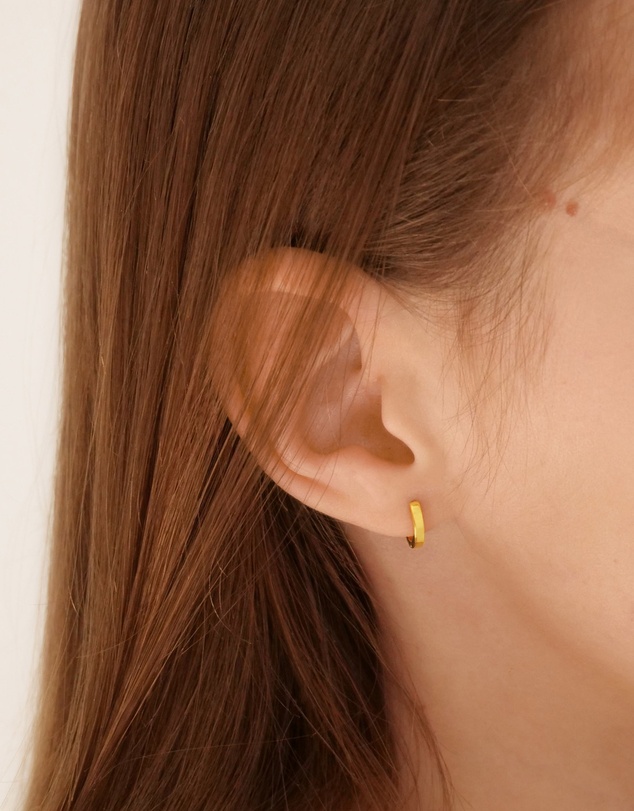The Silver Collective - Children's Matilda Huggie Earrings Gold