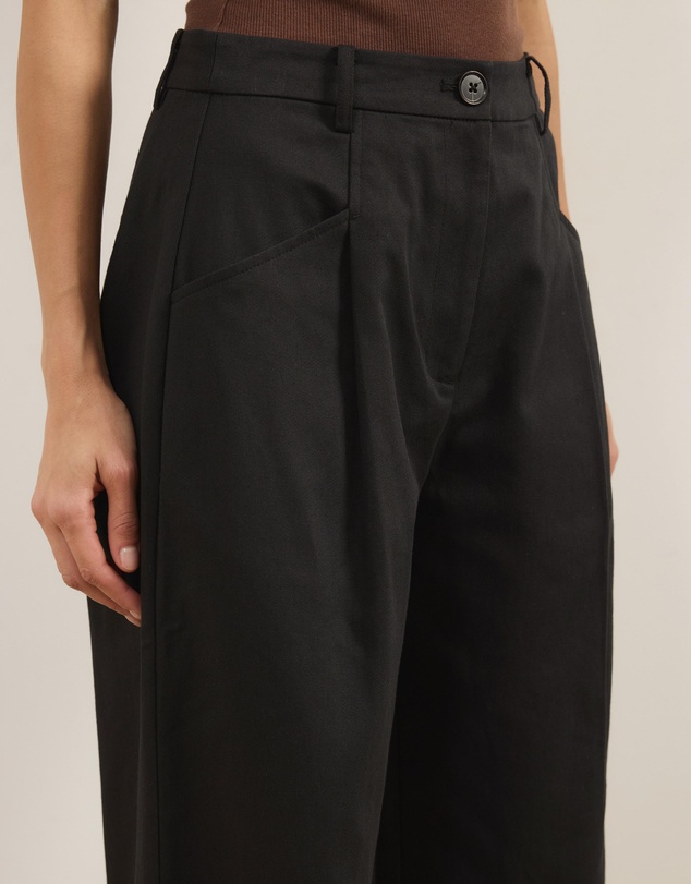 Atmos&Here - Rue Straight Leg Pants With Pocket Detail