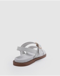Nude Footwear - Undo