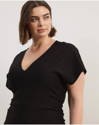 Atmos&Here Curvy - Freya V-Neck Ponte Midi Dress
