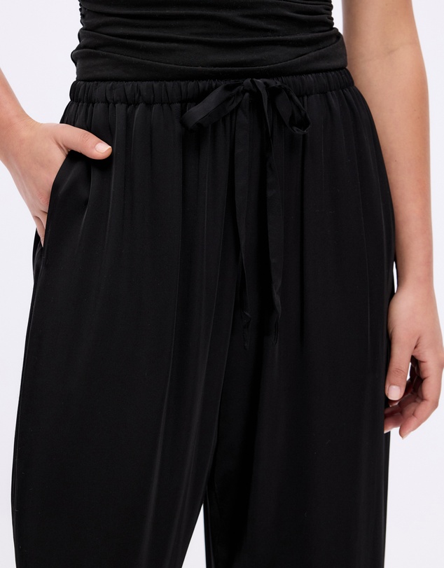 Minima Esenciales - Maely Lace Trim Pants