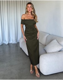 Dazie - Syrreal Ruched Off Shoulder Midi Cocktail Dress