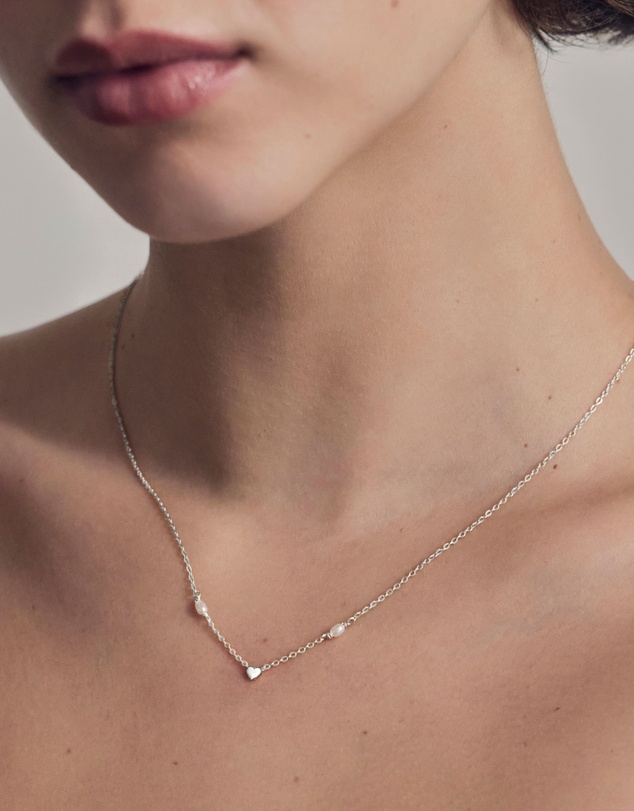 SAINT VALENTINE - Heart & Pearl Necklace - Silver