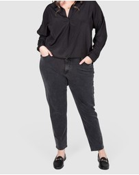 Love Your Wardrobe - Gabby Black Wash Stretch Jeans