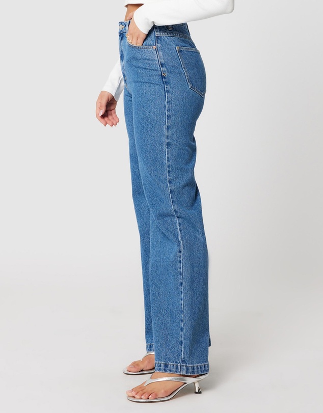 Abrand - 94 High & Wide Eva Organic Jean