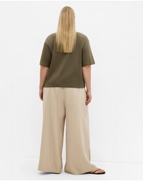 City Chic - Plus size Oversized Crew Neck Tee - khaki