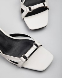 RAID - Macie kitten heeled sandals in Off White