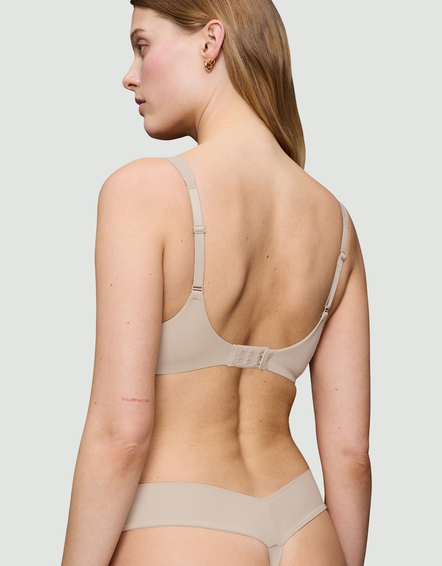 Triumph - Body Make-Up Illusion Smooth Balconette Bra