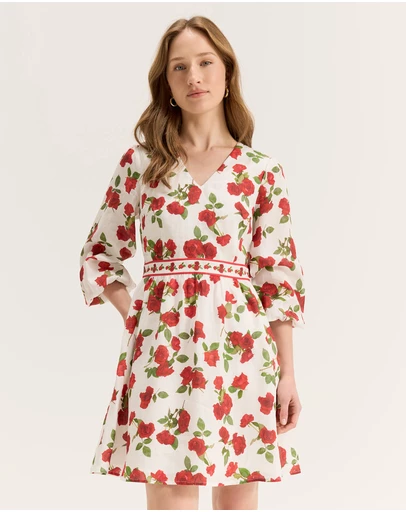 Review - Bella Vasette Dress