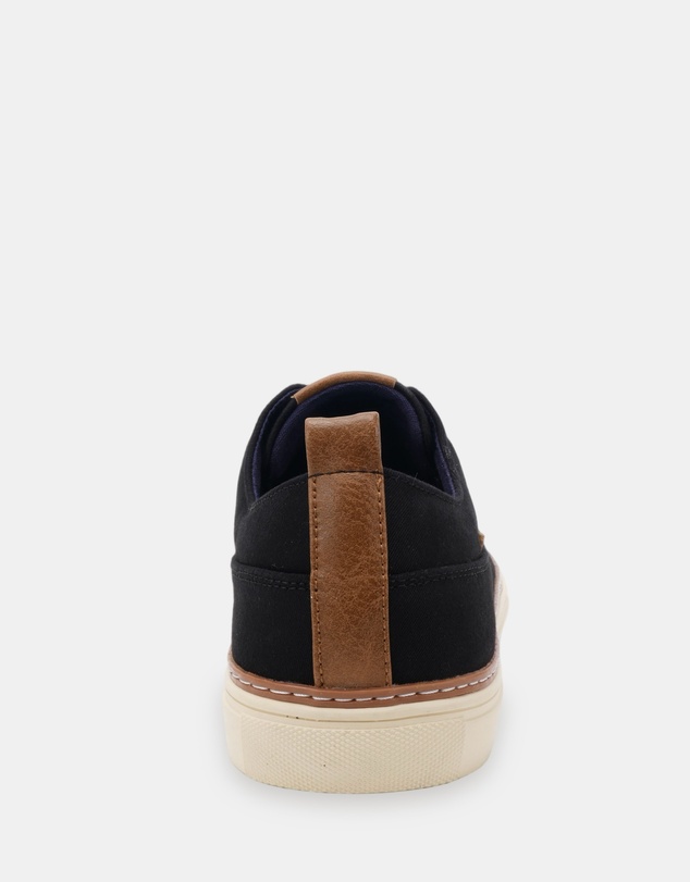 Clarks - Benn Black