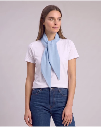 SILK MAGNOLIA - Cashmere Triangle Scarf