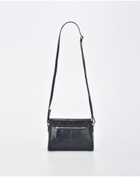 Cobb & Co - Kotara Classic Leather Crossbody Bag