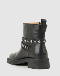 Edward Meller - WAVERLY Ankle Boot with Studded Straps