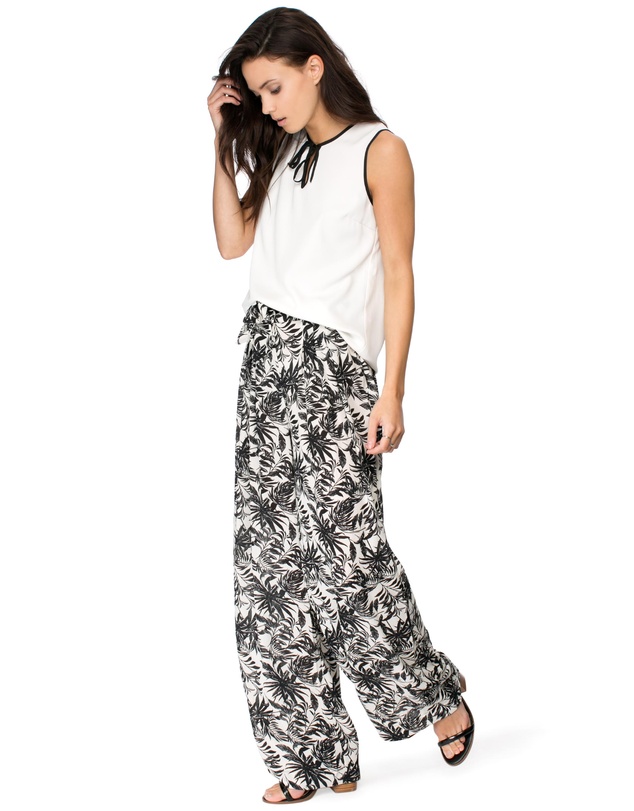 Vero Moda - Nia High-Waisted Ankle Pants