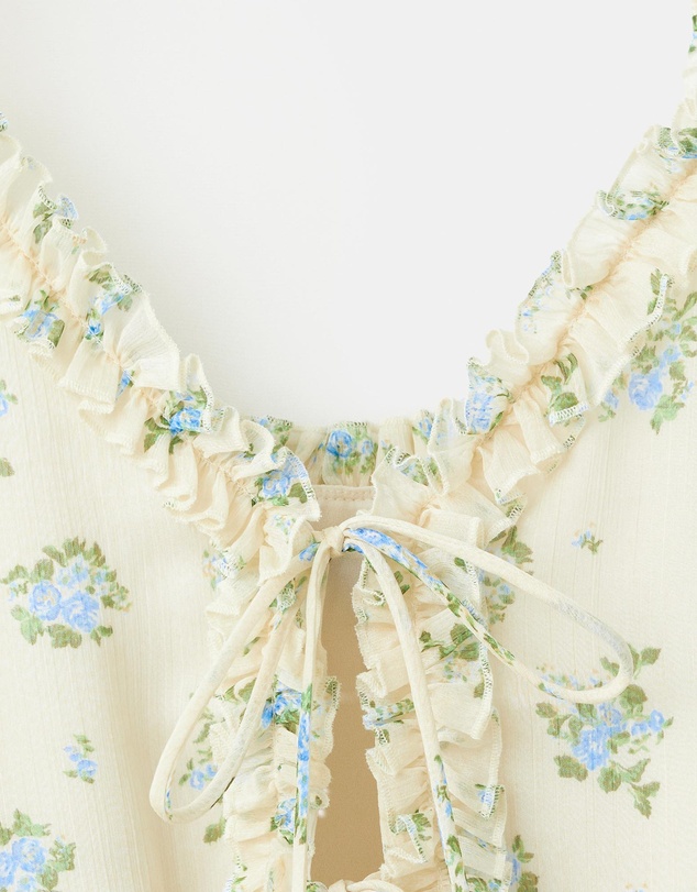 M.N.G - Floral Top with Tie Details