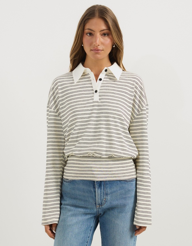 Atmos&Here - Averin Long Sleeve Fitted Waist Top
