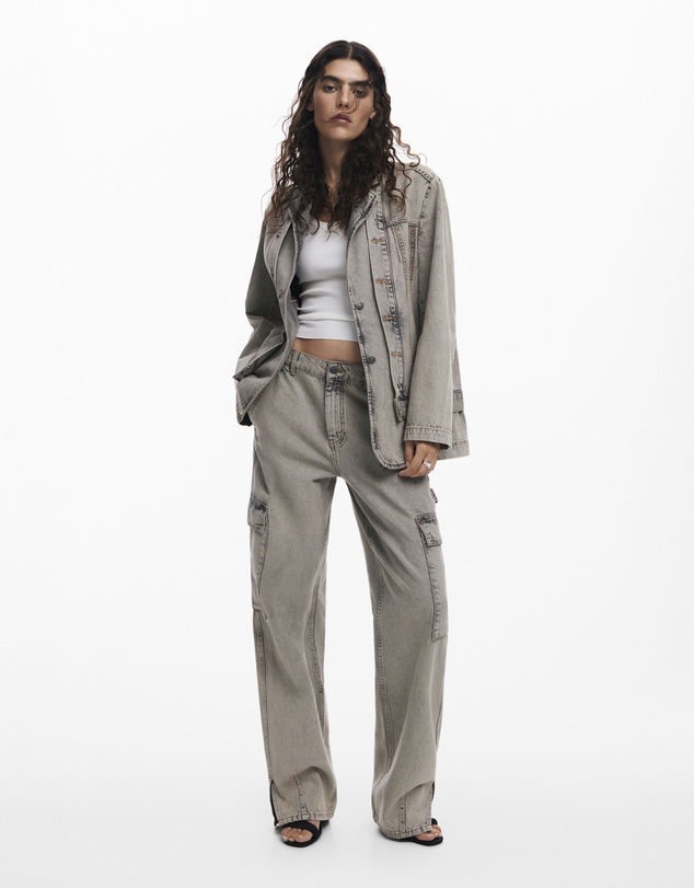 Desigual - Denim jeans with stitched pockets