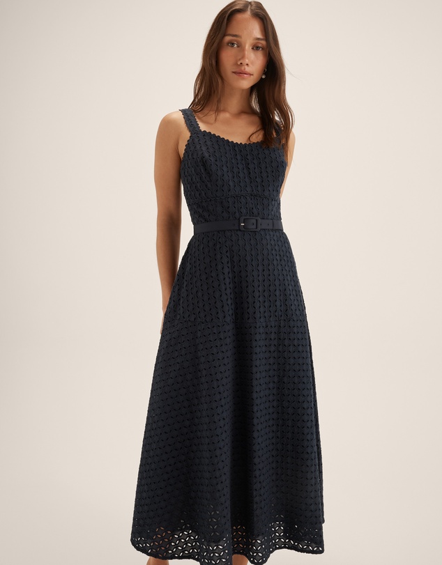 Review - Mabel Broderie Sundress