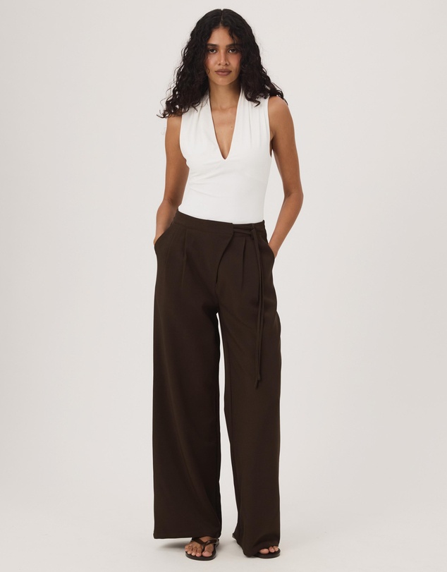 Atmos&Here - Charlotte High V-Neck Gathered Top
