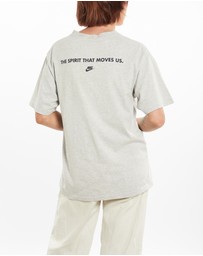 Vintage by The Real Deal - Pre Loved - 90s Nike Tee
